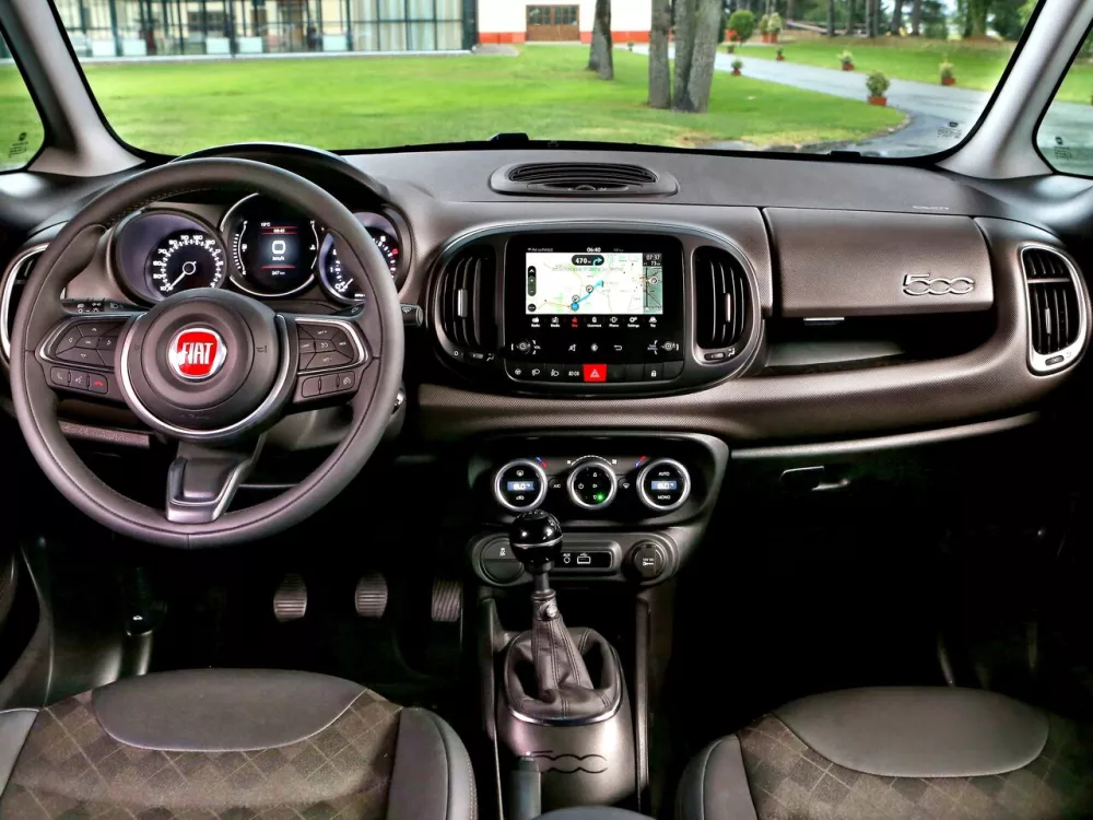 Автомобиль Fiat 500L I Рестайлинг Компактвэн Wagon