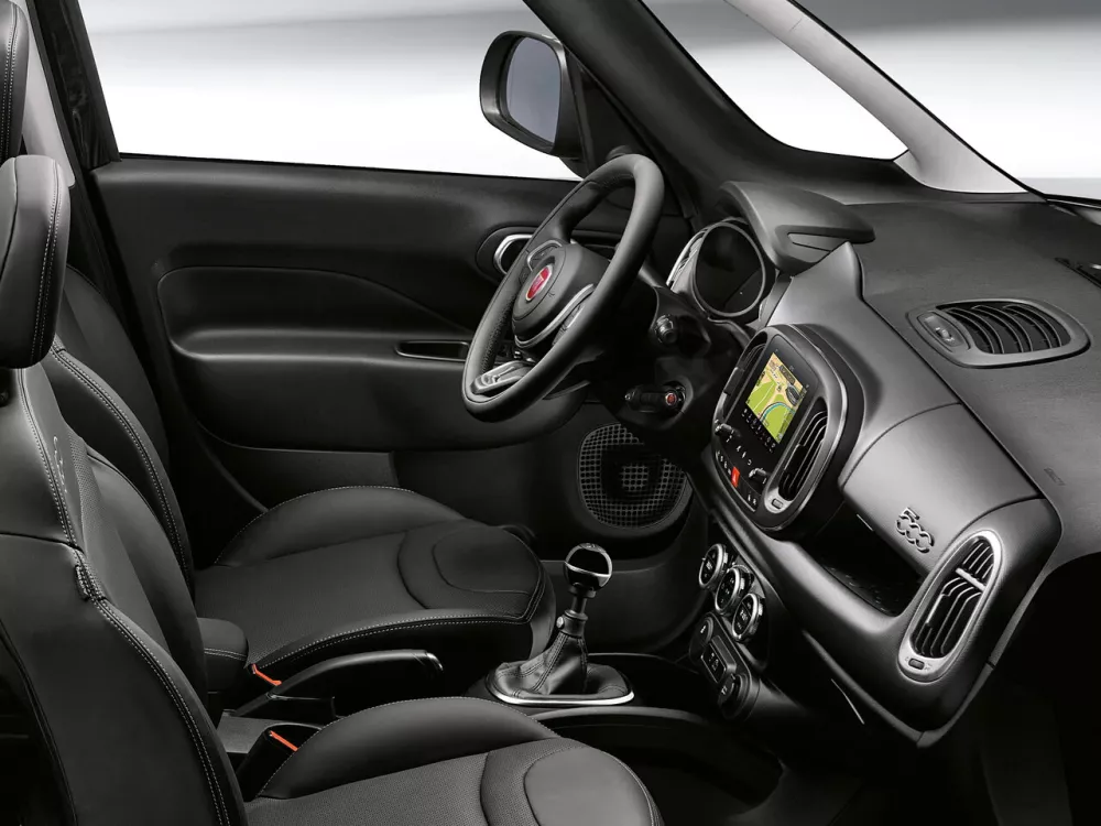 Автомобиль Fiat 500L I Рестайлинг Компактвэн Wagon