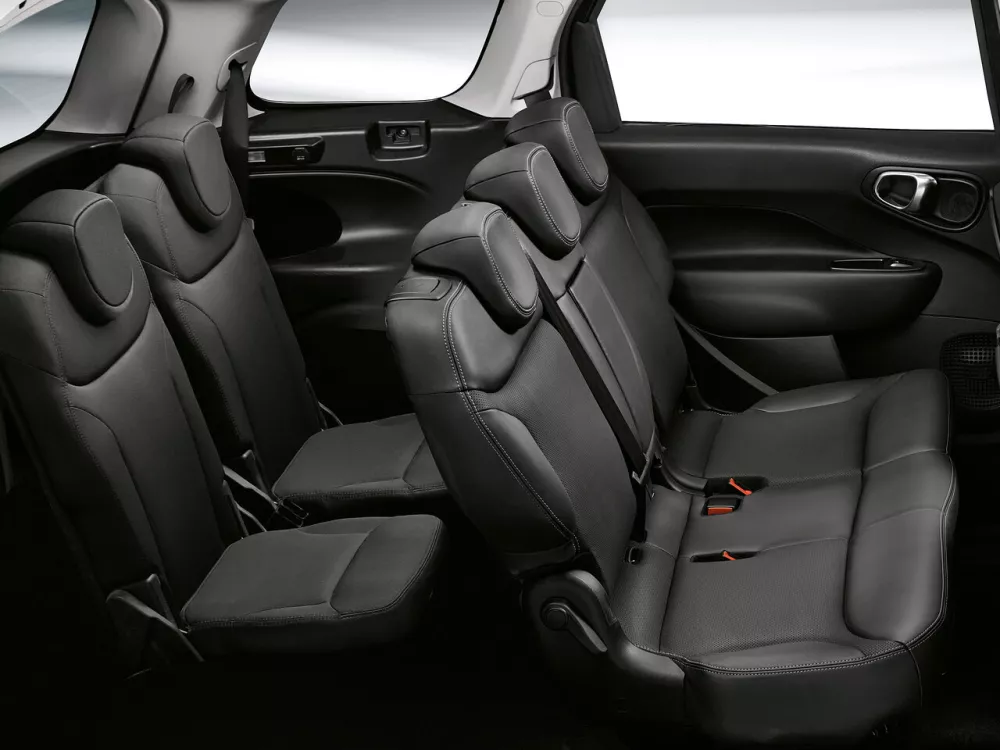 Автомобиль Fiat 500L I Рестайлинг Компактвэн Wagon