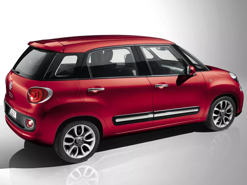 Автомобиль Fiat 500L I Компактвэн