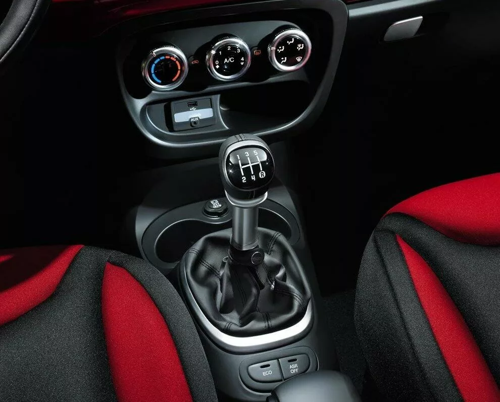 Автомобиль Fiat 500L I Компактвэн
