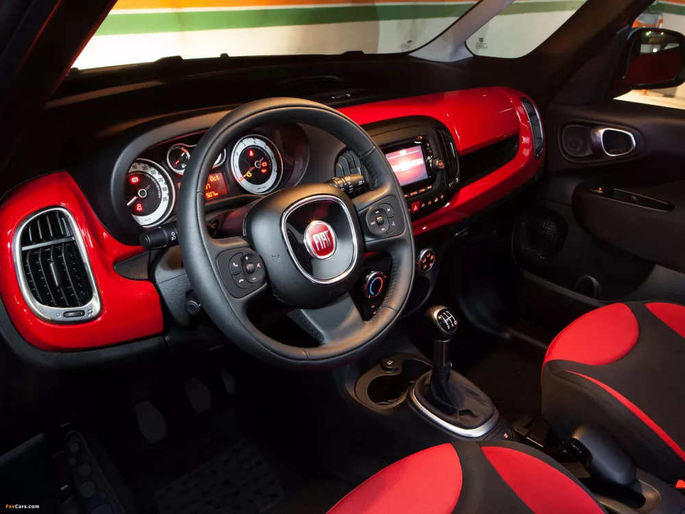 Автомобиль Fiat 500L I Компактвэн