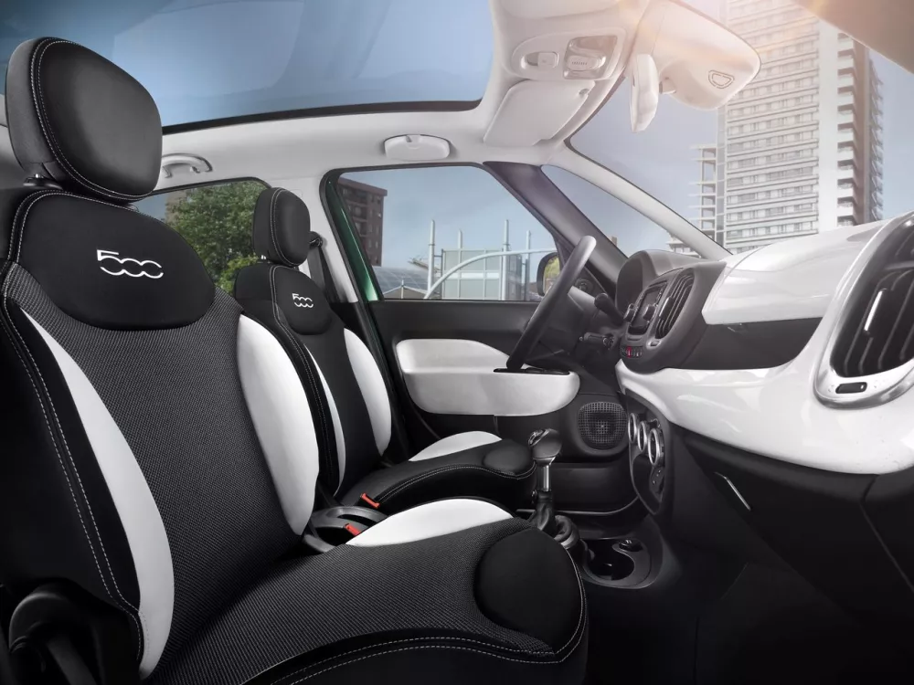 Автомобиль Fiat 500L I Компактвэн Trekking