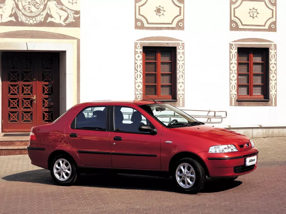 Автомобиль Fiat Albea I Седан