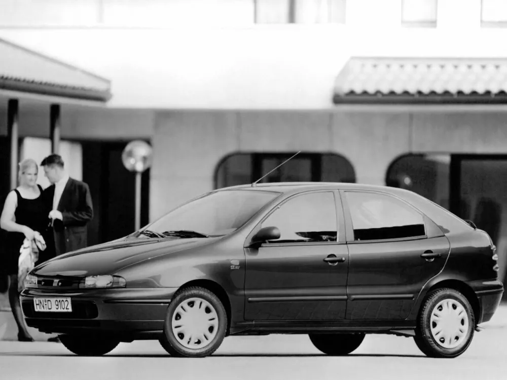 Автомобиль Fiat Brava Хэтчбек (5 дверей)