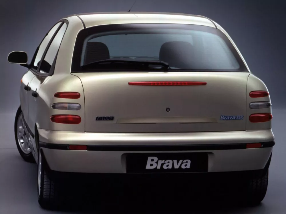Автомобиль Fiat Brava Хэтчбек (5 дверей)