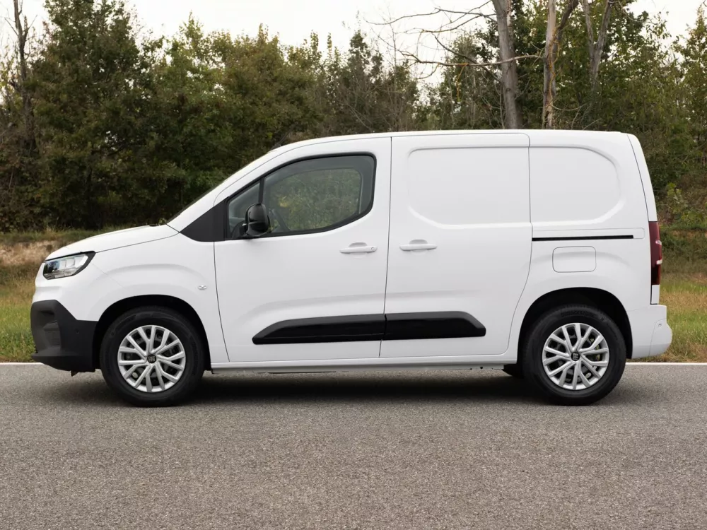 Автомобиль Fiat Doblo III Рестайлинг Фургон