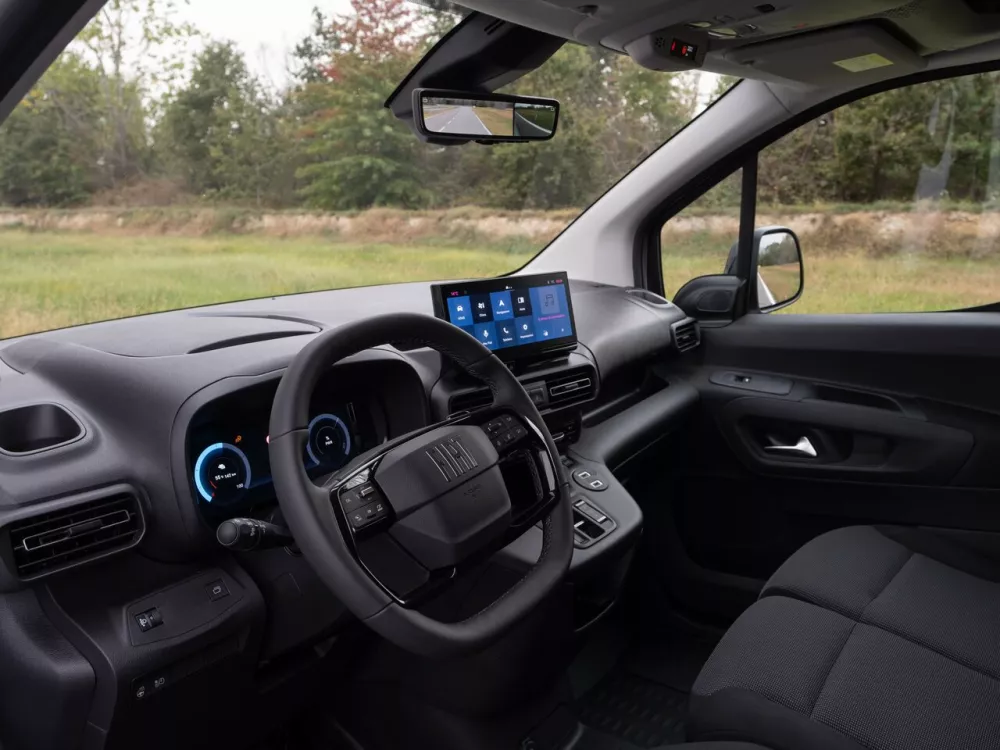 Автомобиль Fiat Doblo III Рестайлинг Фургон