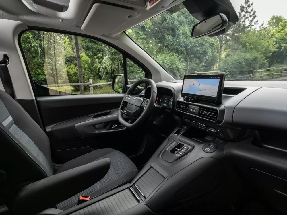 Автомобиль Fiat Doblo III Рестайлинг Компактвэн