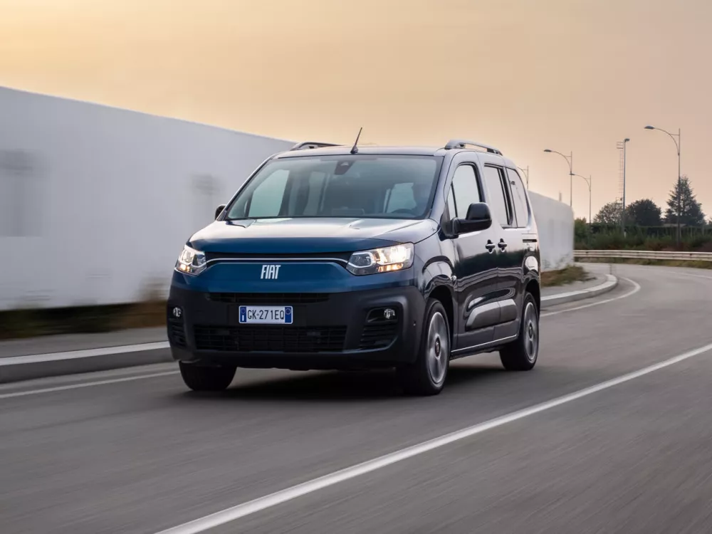 Автомобиль Fiat Doblo III Компактвэн