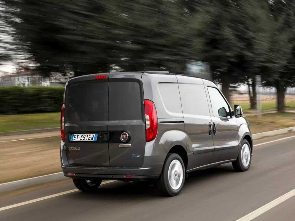 Автомобиль Fiat Doblo II Рестайлинг Фургон