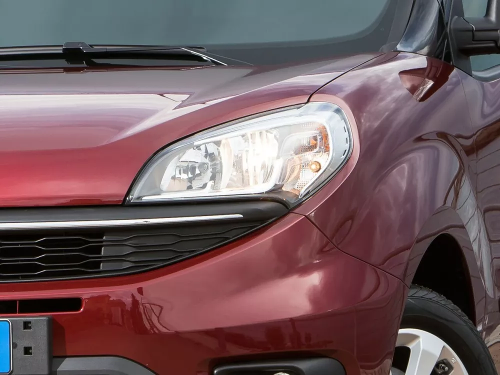 Автомобиль Fiat Doblo II Рестайлинг Компактвэн
