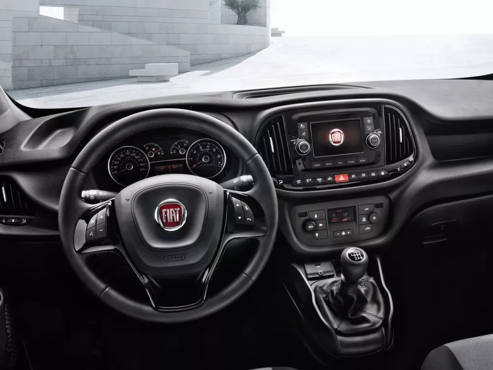 Автомобиль Fiat Doblo II Рестайлинг Фургон