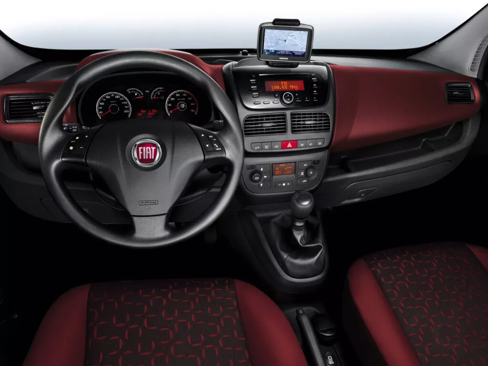 Автомобиль Fiat Doblo II Фургон