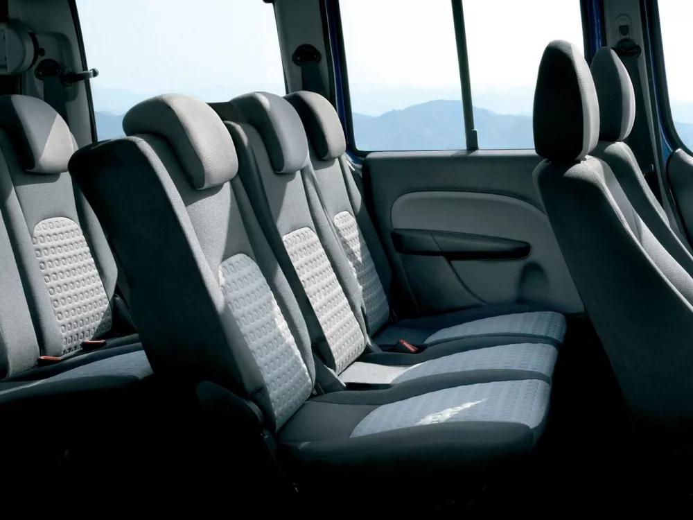 Автомобиль Fiat Doblo I Рестайлинг Компактвэн
