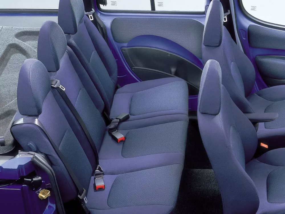 Автомобиль Fiat Doblo I Компактвэн