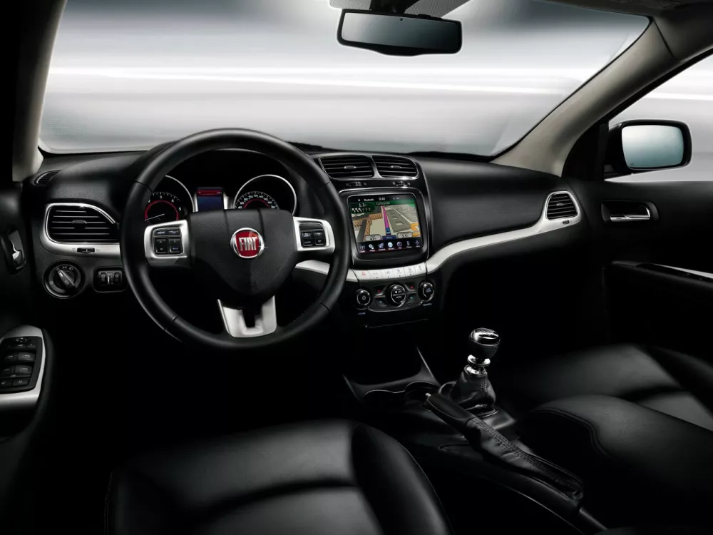 Автомобиль Fiat Freemont Универсал (5 дверей)