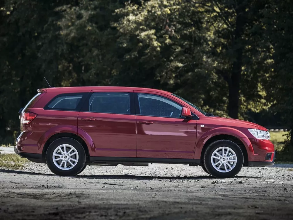 Автомобиль Fiat Freemont Универсал (5 дверей)