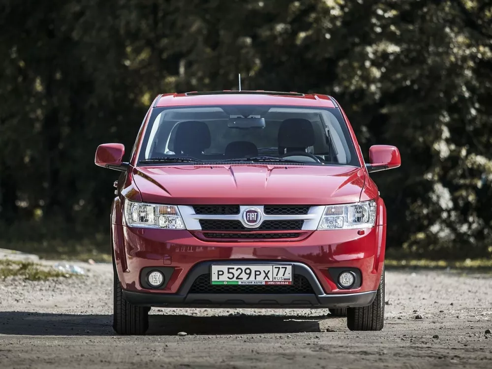 Автомобиль Fiat Freemont Универсал (5 дверей)