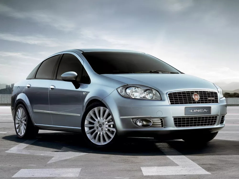 Автомобиль Fiat Linea Седан