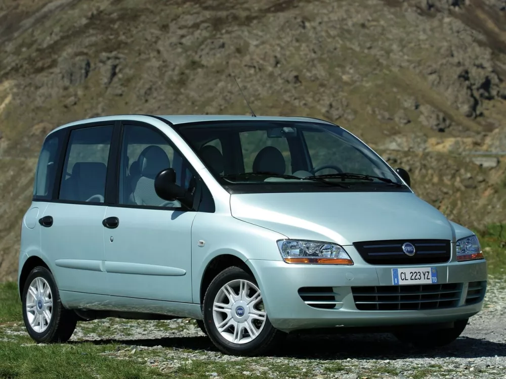 Автомобиль Fiat Multipla I Рестайлинг Компактвэн