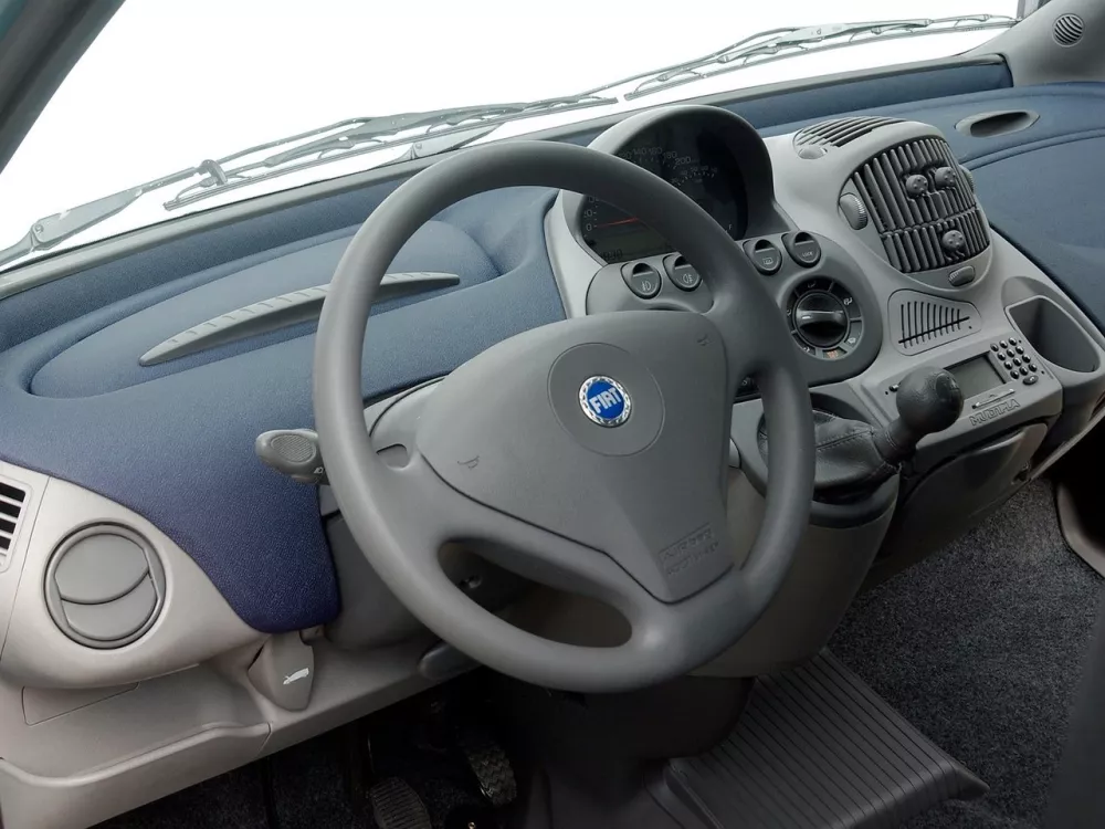 Автомобиль Fiat Multipla I Компактвэн