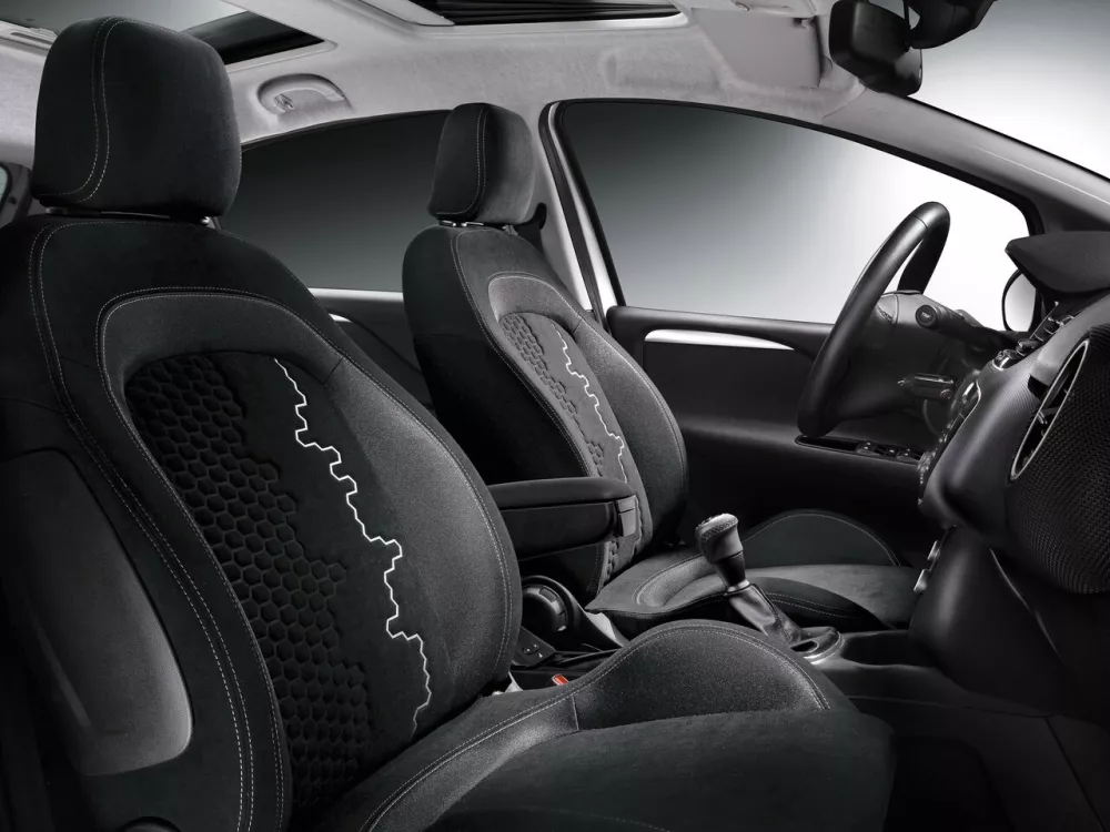 Автомобиль Fiat Punto III Punto Хэтчбек (3 двери)