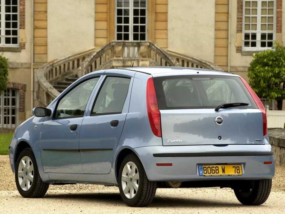 Автомобиль Fiat Punto II Рестайлинг Хэтчбек (5 дверей)