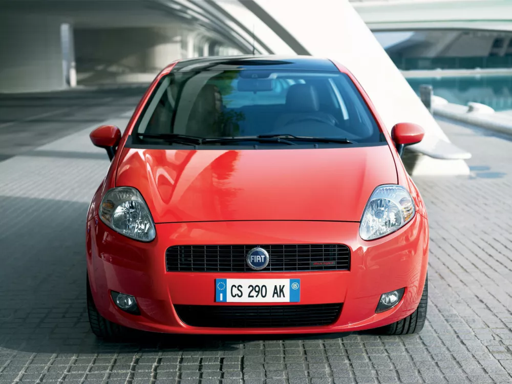 Автомобиль Fiat Punto III Grande Punto Хэтчбек (3 двери)