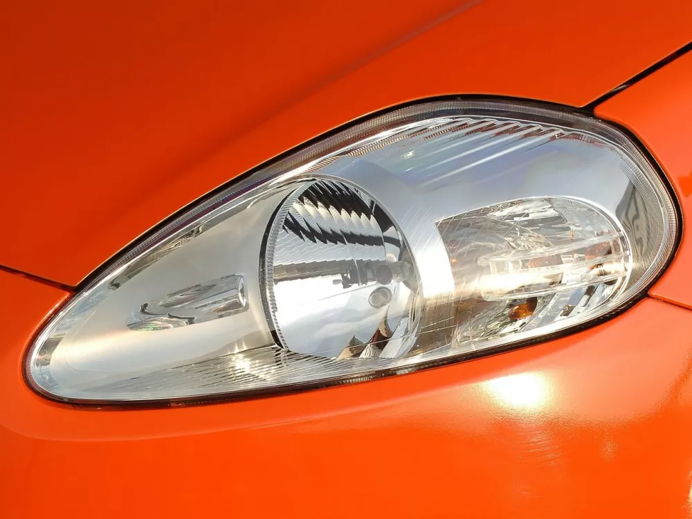 Автомобиль Fiat Punto III Grande Punto Хэтчбек (3 двери)