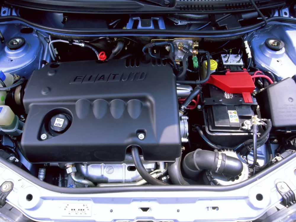 Автомобиль Fiat Punto II Хэтчбек (3 двери)
