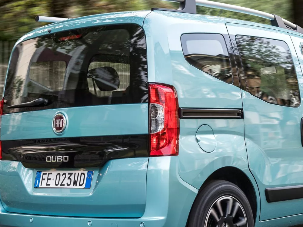 Автомобиль Fiat Qubo I Рестайлинг Компактвэн