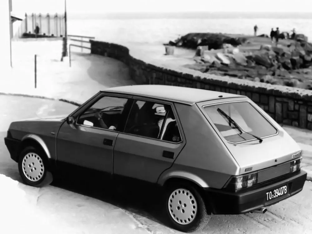 Автомобиль Fiat Ritmo I Рестайлинг Хэтчбек (5 дверей)
