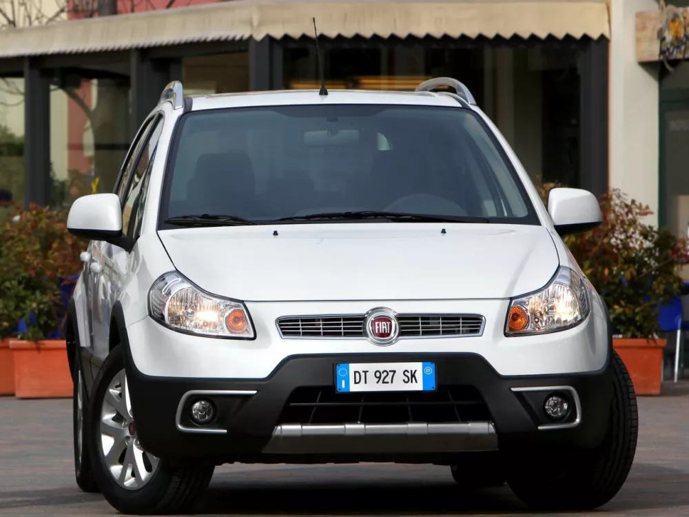 Автомобиль Fiat Sedici Хэтчбек (5 дверей)