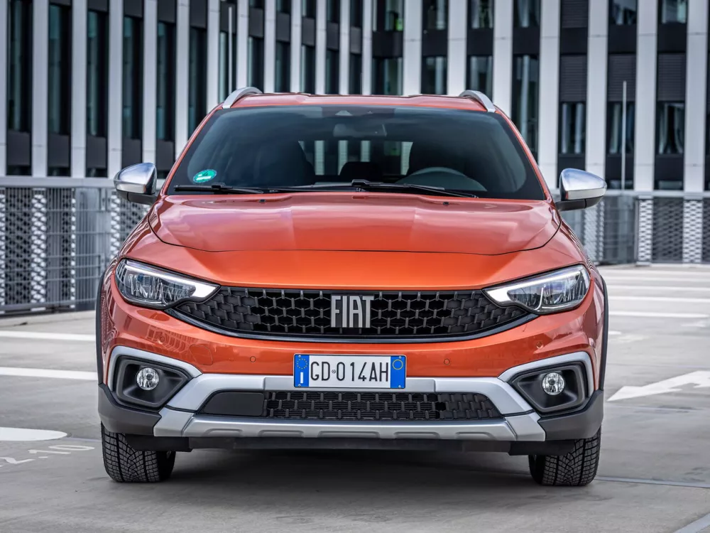 Автомобиль Fiat Tipo 356 Рестайлинг Хэтчбек (5 дверей) Cross