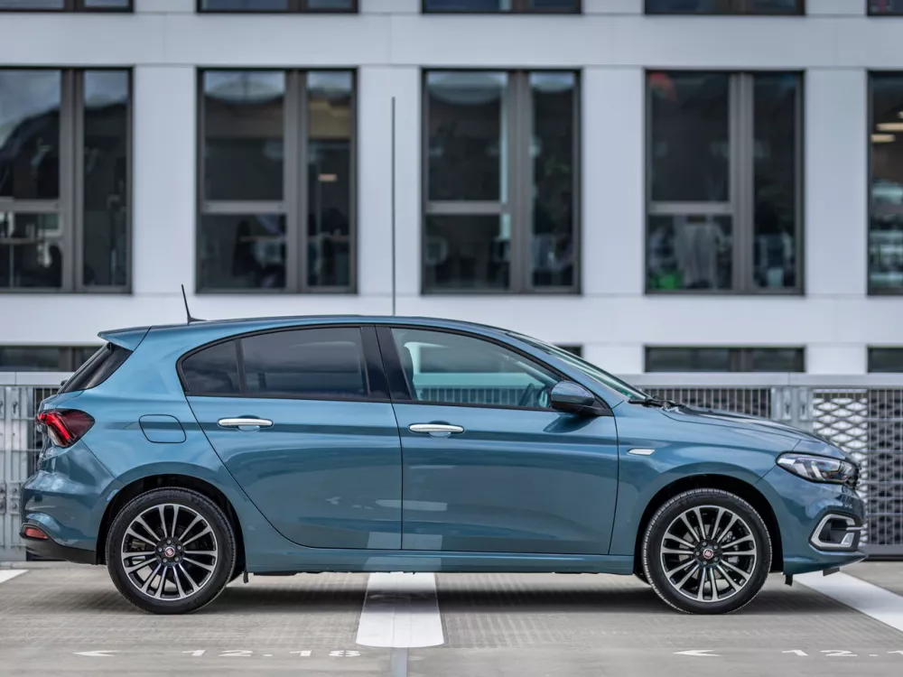 Автомобиль Fiat Tipo 356 Рестайлинг Хэтчбек (5 дверей)