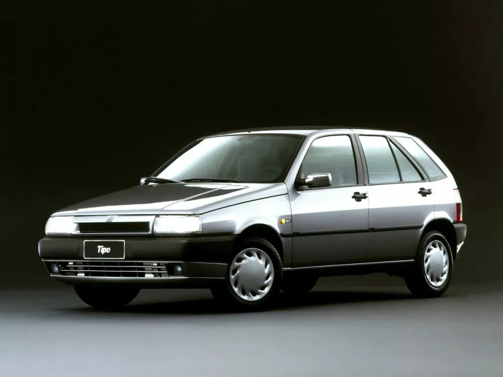 Автомобиль Fiat Tipo 160 Хэтчбек (5 дверей)