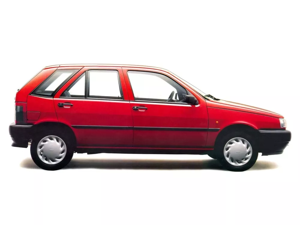 Автомобиль Fiat Tipo 160 Хэтчбек (5 дверей)