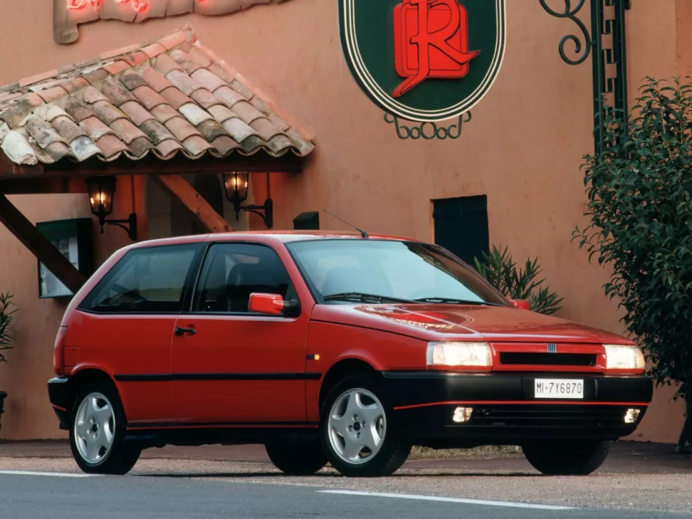 Автомобиль Fiat Tipo 160 Хэтчбек (3 двери)