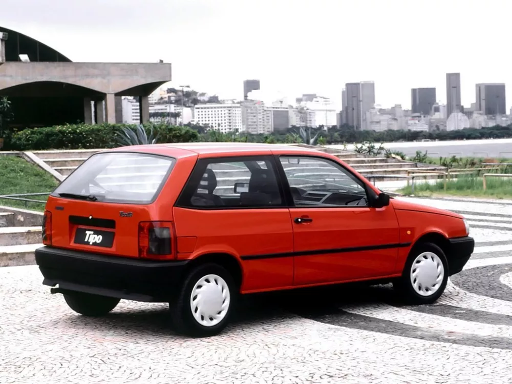 Автомобиль Fiat Tipo 160 Хэтчбек (3 двери)