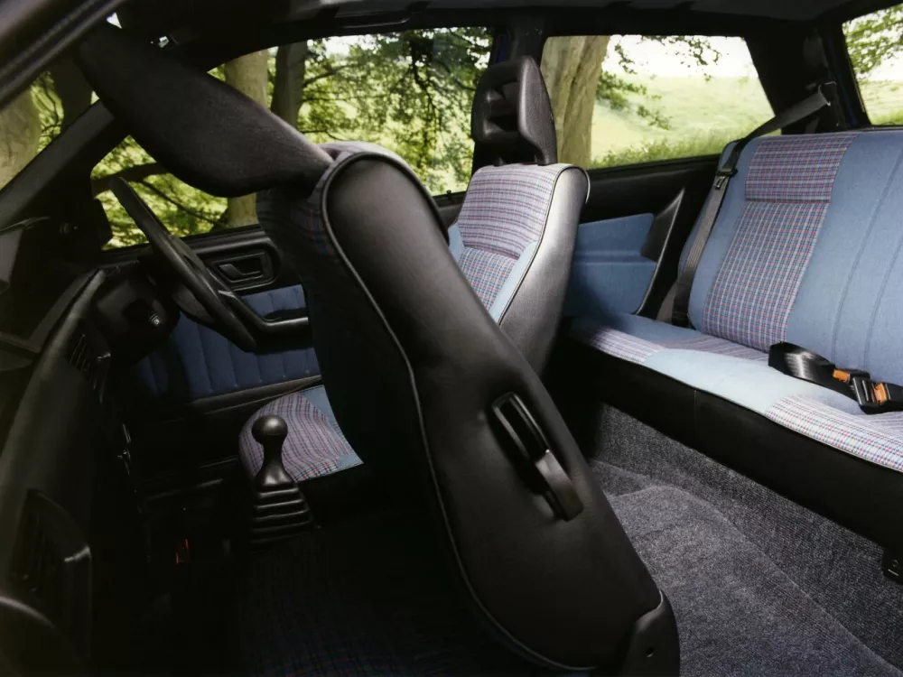 Автомобиль Fiat Tipo 160 Хэтчбек (3 двери)
