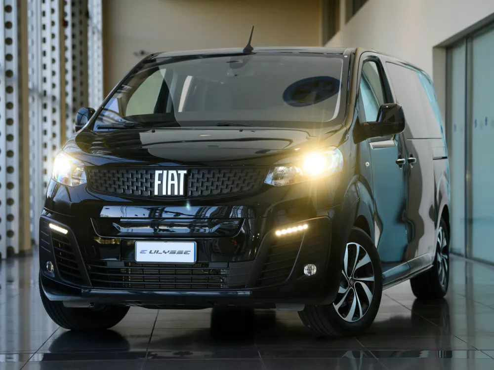 Автомобиль Fiat Ulysse III Минивэн L2