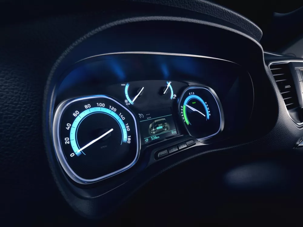 Автомобиль Fiat Ulysse III Минивэн L2