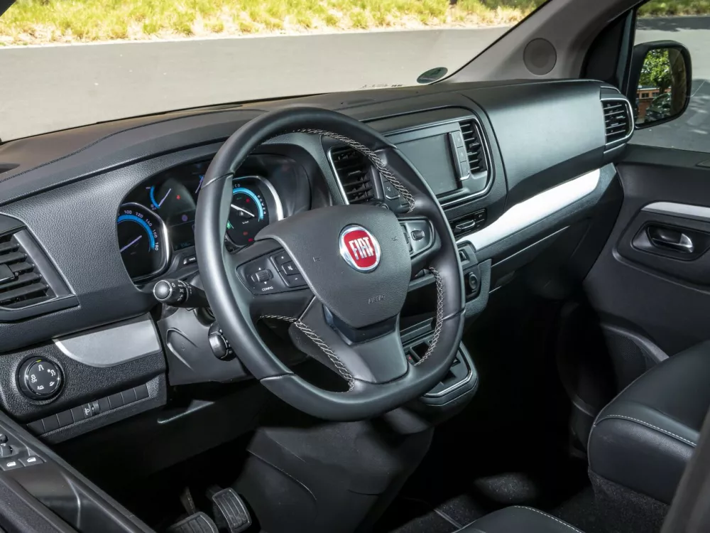 Автомобиль Fiat Ulysse III Минивэн L3