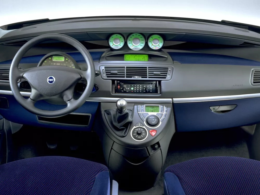 Автомобиль Fiat Ulysse II Компактвэн