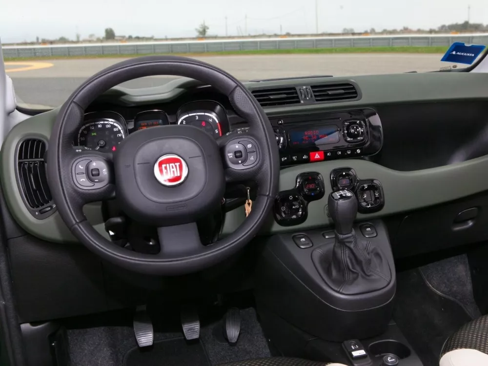 Автомобиль Fiat Panda III Хэтчбек (5 дверей) 4x4