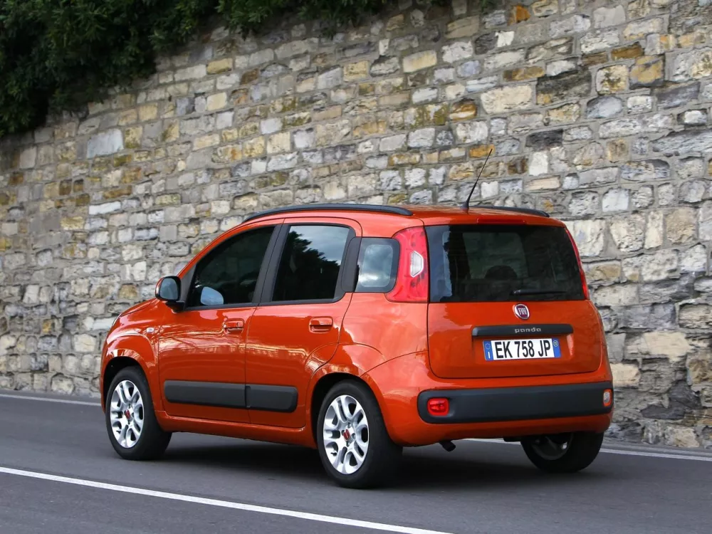 Автомобиль Fiat Panda III Хэтчбек (5 дверей)
