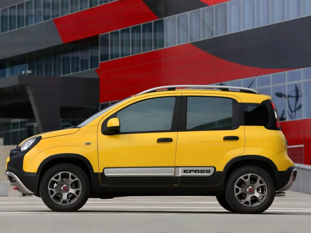 Автомобиль Fiat Panda III Хэтчбек (5 дверей) Cross