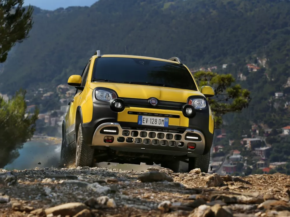 Автомобиль Fiat Panda III Хэтчбек (5 дверей) Cross