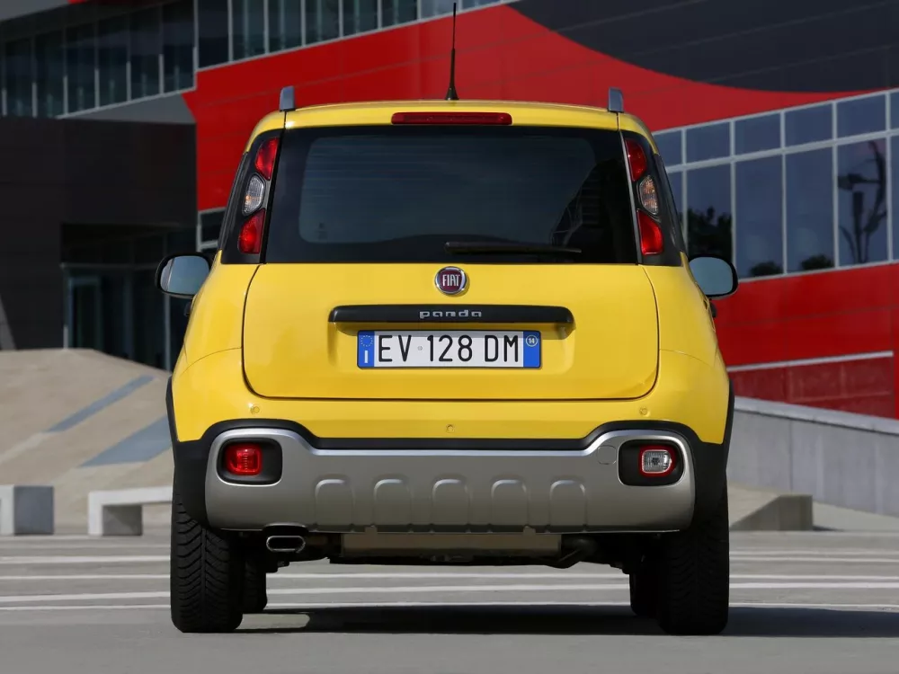 Автомобиль Fiat Panda III Хэтчбек (5 дверей) Cross